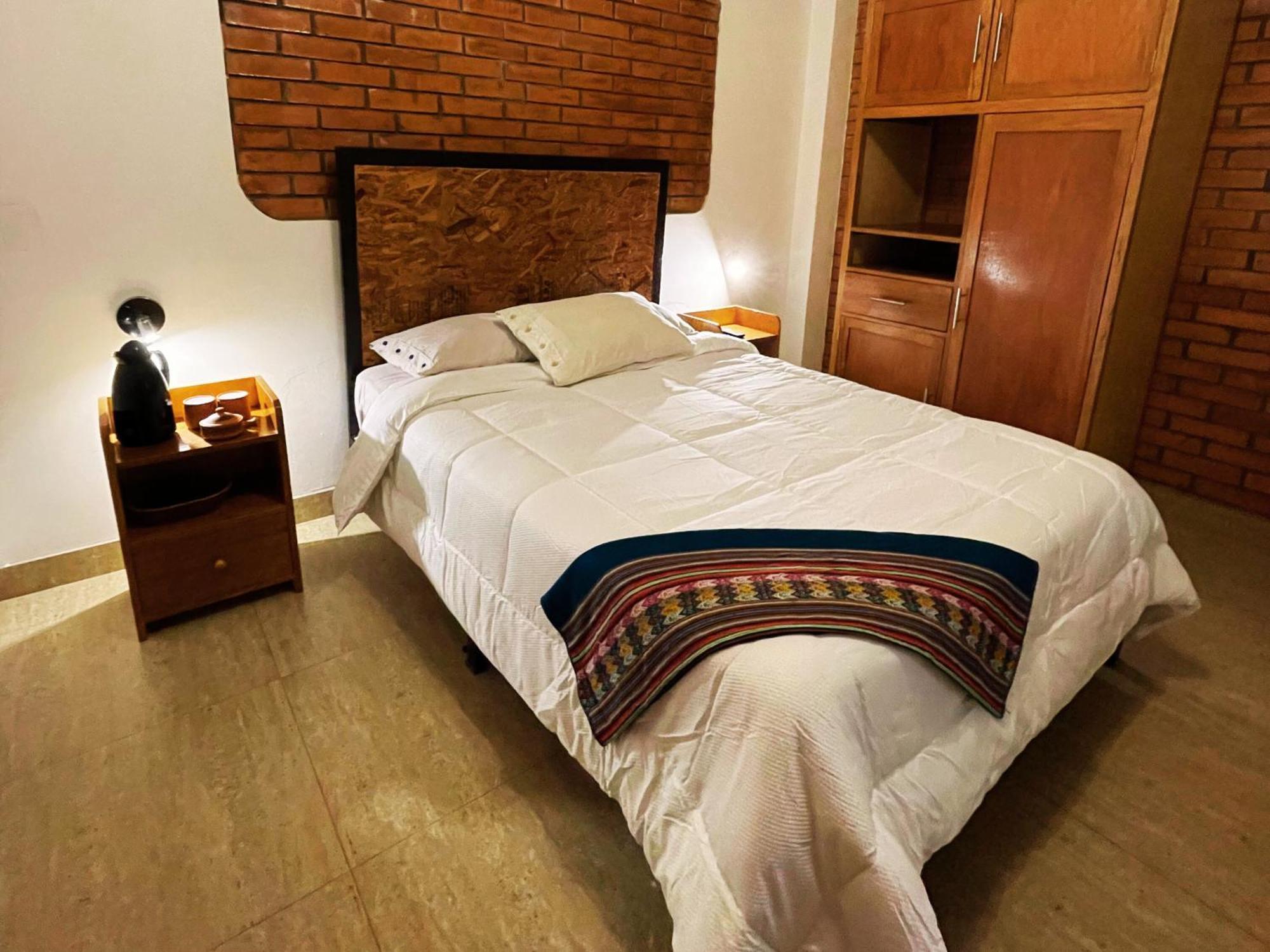 Runaway Eco Hotel Carhuaz Kültér fotó