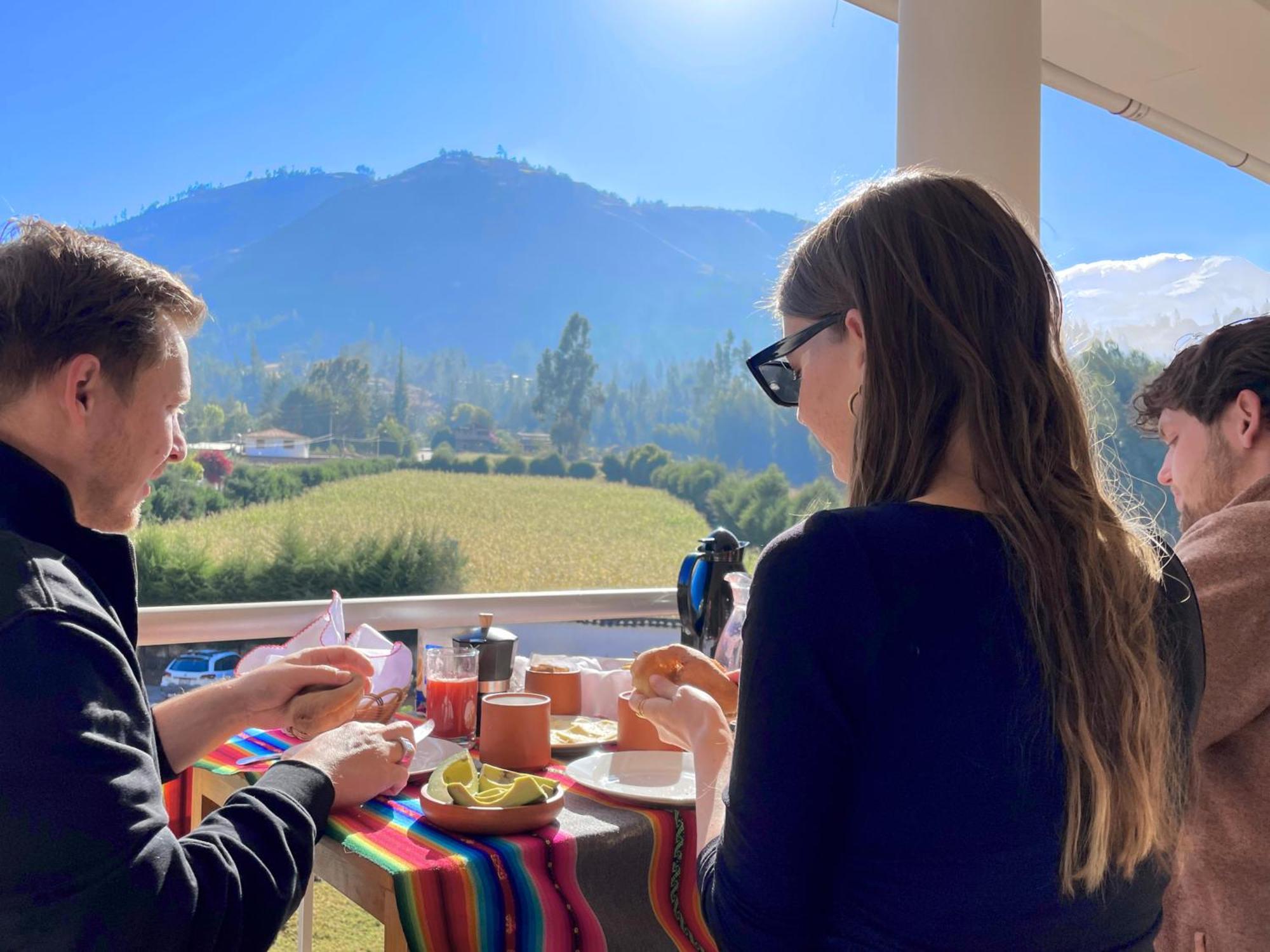 Runaway Eco Hotel Carhuaz Kültér fotó
